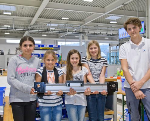 Kinder in die Technik