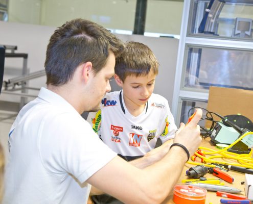 Kinder in die Technik